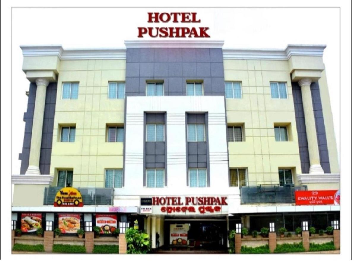 Hotel Pushpak Bhubaneswar Bagian luar foto