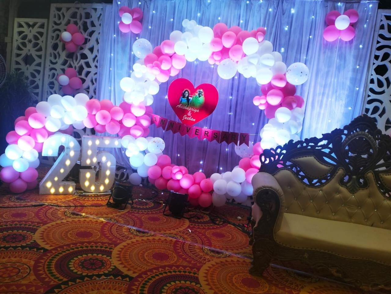 Hotel Pushpak Bhubaneswar Bagian luar foto